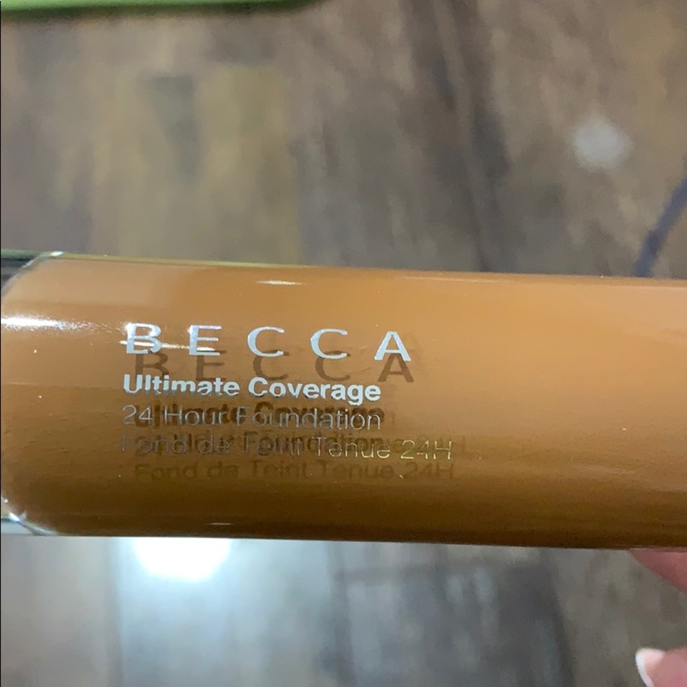 Becca Ultimate Coverage foundation shade espresso
